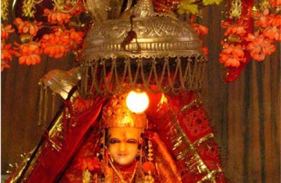jhula-devi-temple3